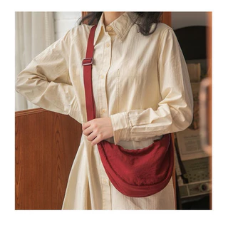 Bolsa Feminina Transversal Meia-lua