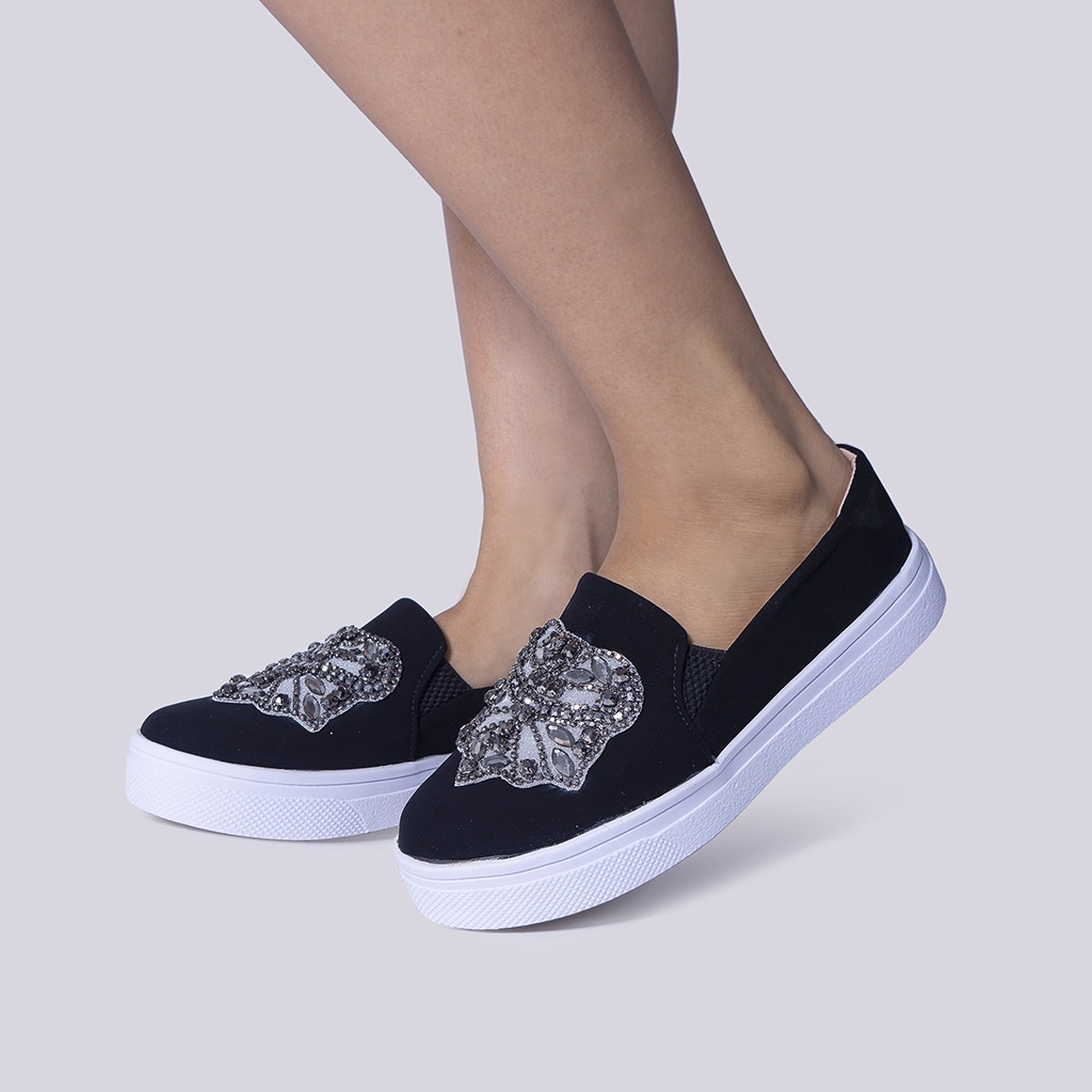 Tenis feminino fashion com pedraria