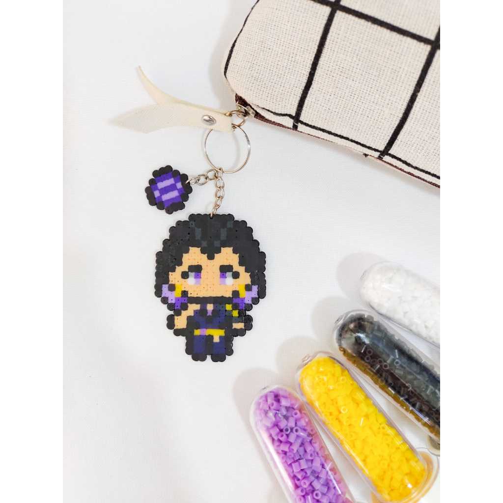 chaveiro reyna valorant pixel art | Shopee Brasil