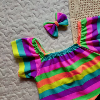 Conjunto Infantil Menina Blusa Cropped Short Saia e Laço Cabelo Colorido Cores