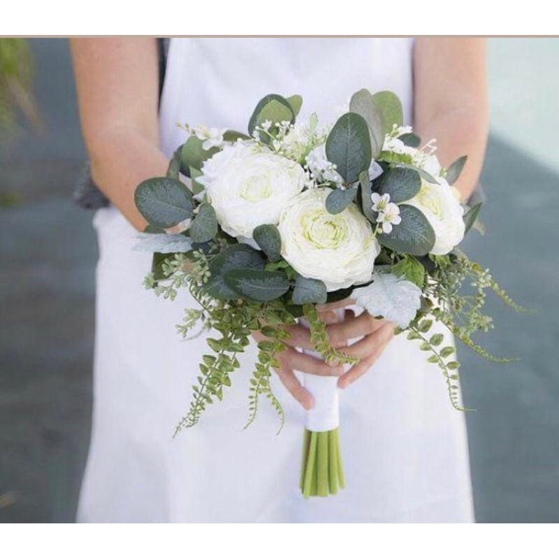 Buquê de noiva branco para casamento civil. | Shopee Brasil