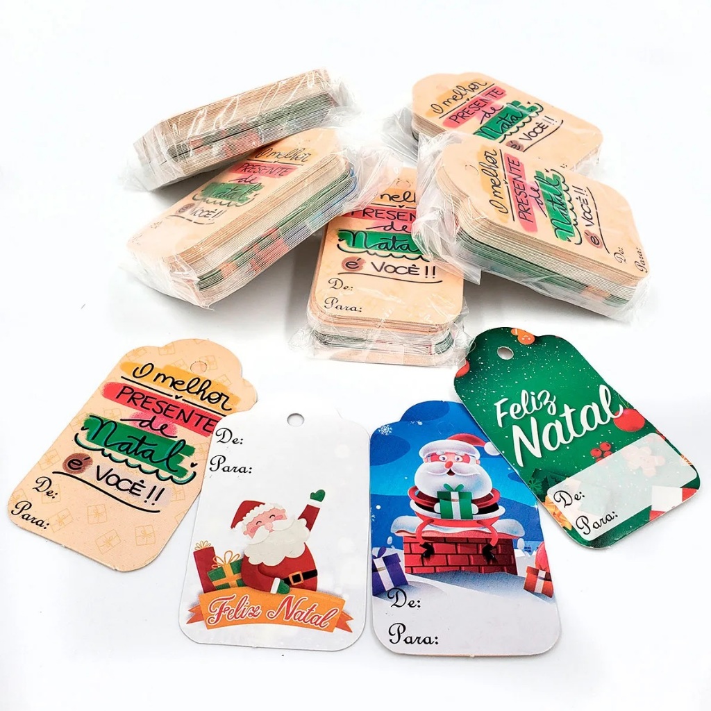 100 Tags de Natal variadas em 4 modelos medindo 7,5cm x 4,5cm