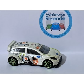 (24AB6-612-SET24) Hot Wheels 12 Ford Fiesta, KEN BLOCK (Miniatura ORIGINAL loose).