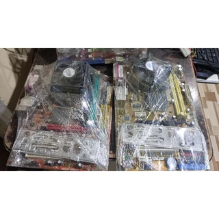 2 kit PLACA MÃE LGA 775, E 1 placa mãe AMD sockete 754, COM defeito.