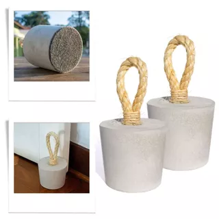 Kit 2 Pesos de Porta Artesanal Calço De Porta Redondo 1.3 Kg - Com Alça em Sisal e Base Protetora