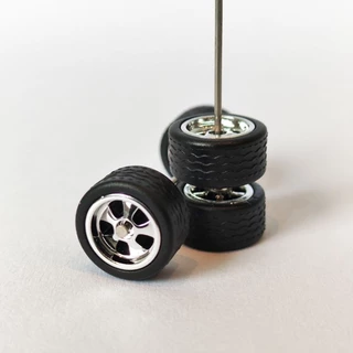 Rodas com pneus de borracha ventilador cromada para customização miniaturas Hot Wheels escala 1:64