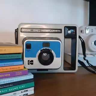 Antiga câmera Kodak EK2 Instant - anos 70
