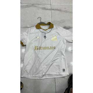 Camisa do Santos Edição Especial Racionais Mc’s Mano Brown