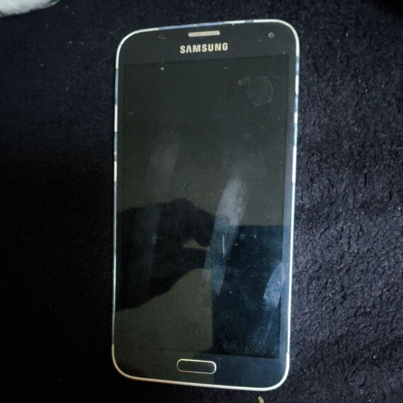 Samsung Galaxy s5 2 Ram 16 Armazenamento USADO Com Defeito