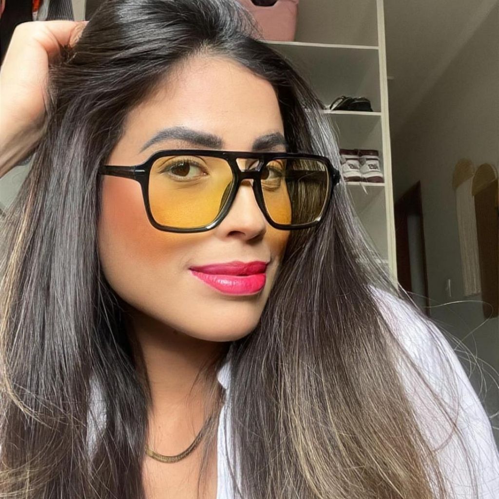 Oculos Over Blogueira Amarelo Double Bridget Lente Clarinha Lançamento ...