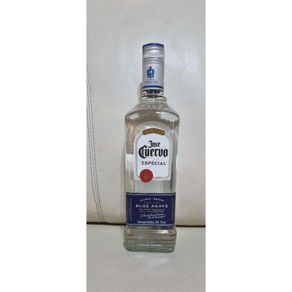 Tequila Jose Cuervo Silver "Prata" 750 ML