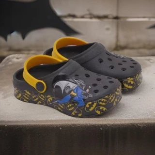 Sandálias Babuche do Batman com Promoção Especial! - Desperte o Super-Herói Dentro do Seu Filho