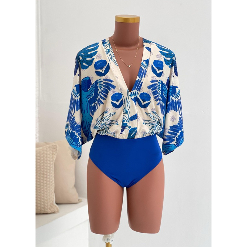 BODY SUZANE - Body feminino estampado manga estampa inspiração flores arara