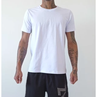 20 CAMISAS POLIÉSTER PARA SUBLIMAÇÃO R$ 16,00 CADA ( 100% POLIÉSTER ) BRANCA