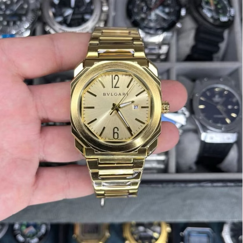 Mega Promoção Relógio BVGR OCTO - Analógico com Pulseira de Aço Prateado e Calendário Relogio Envio Imediato