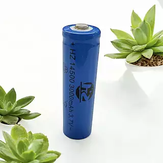 A bateria Recarregável 14500 3000MAH3,7V
