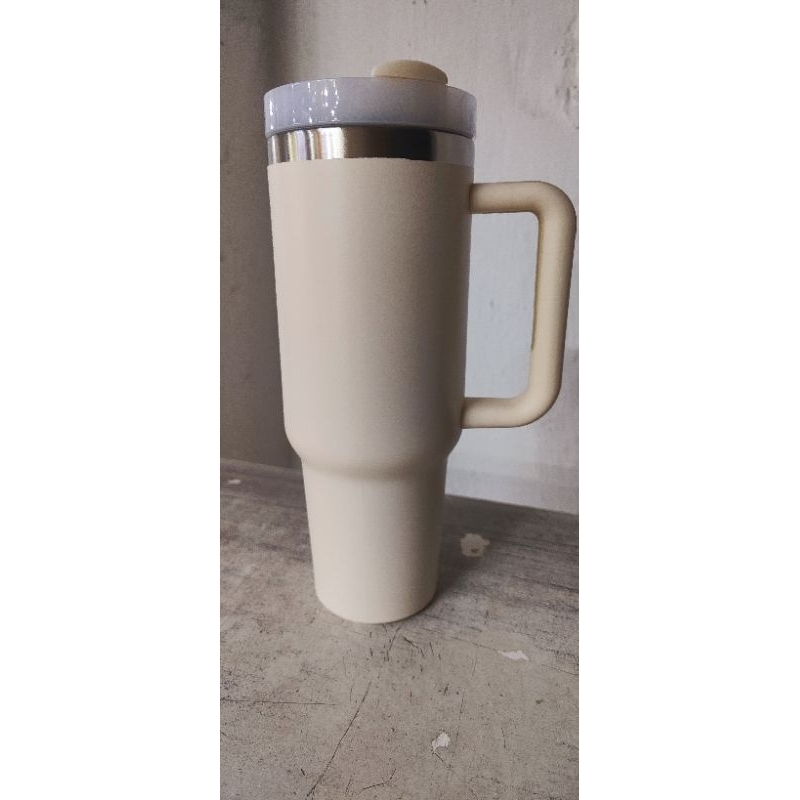 - Caneca Térmica 1,2 Litros Com Alça E Canudo ,Copo Inoxidável (Promoção) novo