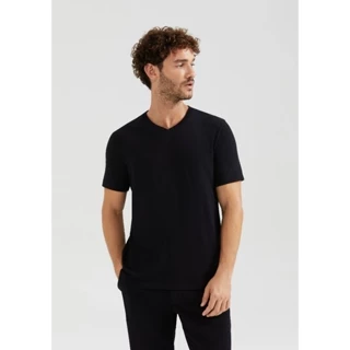 Camiseta Básica Masculina Slim Em Malha Flamê Hering