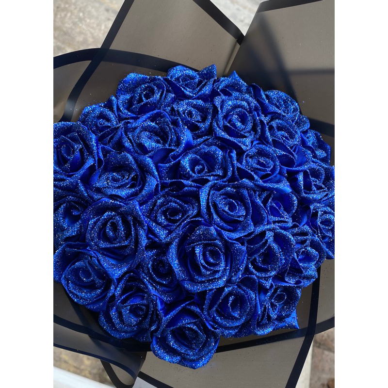 Buquê 30 Rosas de Cetim