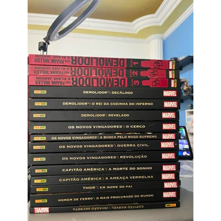 Lote marvel deluxe várias edições com o os 3 volumes do demolidor de Frank miller