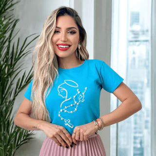 Blusa Tshirt Estampada Católica Feminina Santa com Terço de Perolas Algodão Camiseta Cristã