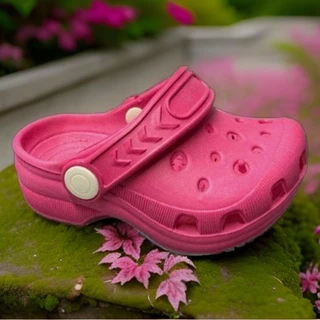 Sandália Chinelo Babuche Crocs Infantil - Rosa e Preto. Promoção
