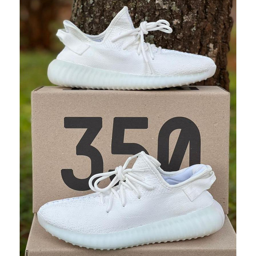 Tênis Esportivo Yeezy Boost 350 V2 Triple White Refletivos Premium Alta Qualidade , Academia , Caminhada , Super Confortavel , 1º Linha