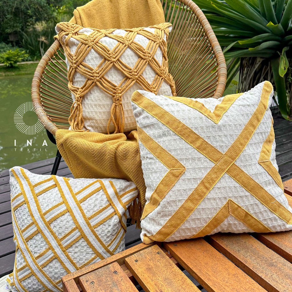 Kit c/ 3 Capas de Almofada Artesanais Boho Chic 43x43 - Texturas Exclusivas