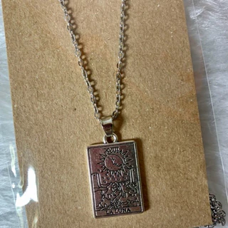 Colar com Pingente Carta de Tarot em Aço Inox