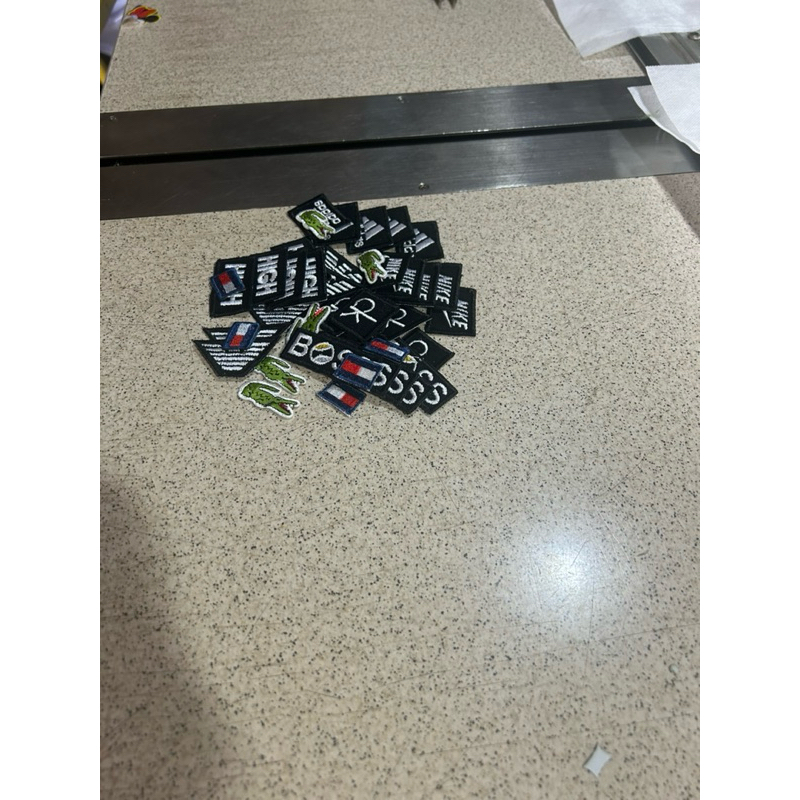 kit patches bordados variados 40 unidades