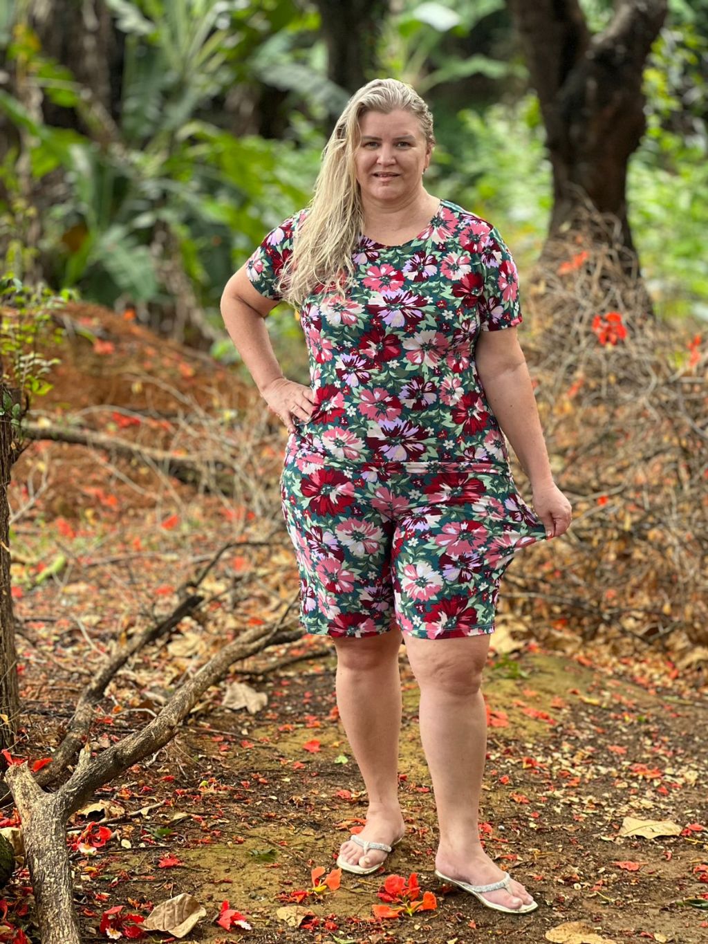 Conjunto Feminino Slim e Plus Size Senhoras Senhoritas Bermuda