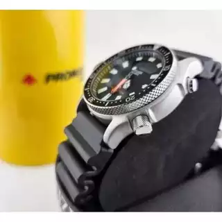 Relógio Citizen Masculino Surfista Aqualand JP2000-08E/TZ10137T A Prova D'agua 100 Metro Série Prata