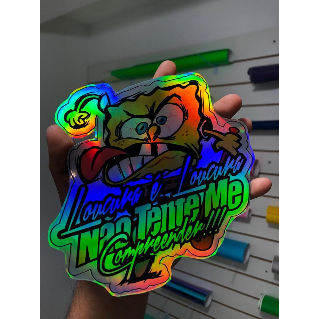 Adesivo bob esponja caminhoneiro motos bau holografico 20cm