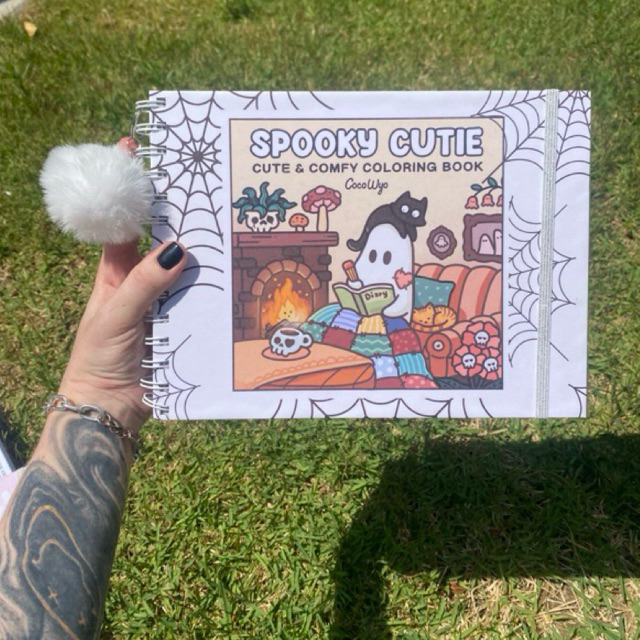 Livro para colorir Spooky Cutie | B5 18x25cm