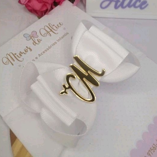 tiara na meia de seda branca com letra M | Shopee Brasil