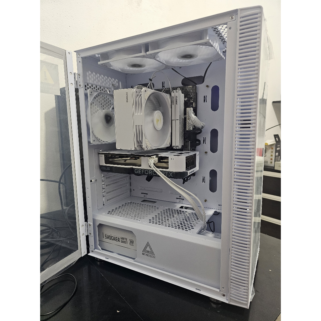 Pc Gamer rtx 4060 + 10400f 16gb ram