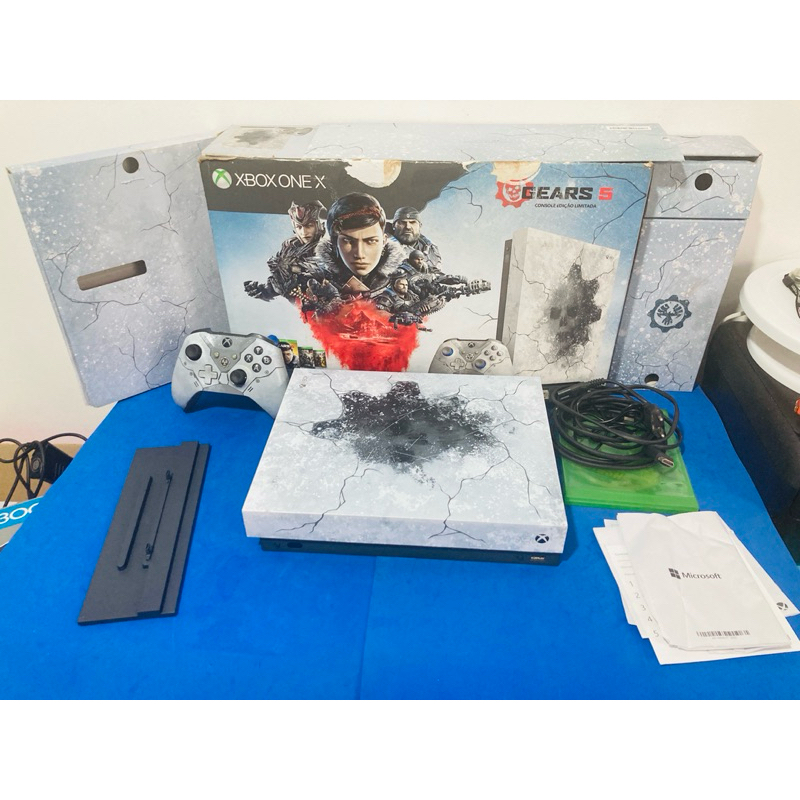 Console Xbox one X edicao Gears of war 5