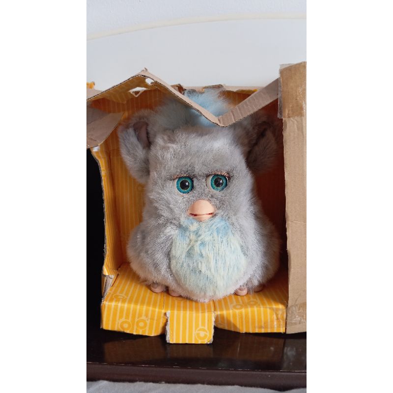 Furby 2005 - Emoto-Tronic Sleepy Blue | Shopee Brasil