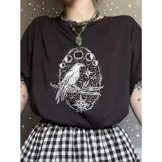 Camiseta Feminina de Corvo estilo fairycore/Gótico/boho