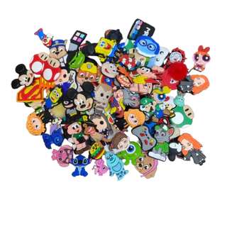 Pins Botons P/ Crocs Desenhos Kit Com 10 Unidades