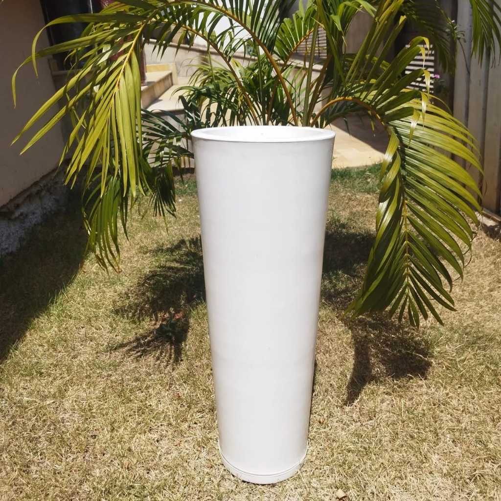 Vaso De Polietileno Classic Cone Grande 70 Cm Com Prato | Shopee Brasil