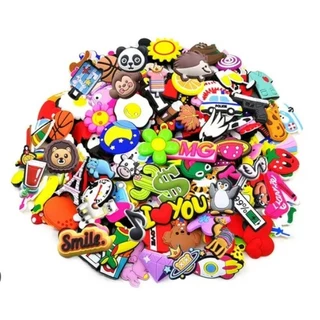 Kit com 10 pins enfeite crocs sapato botons