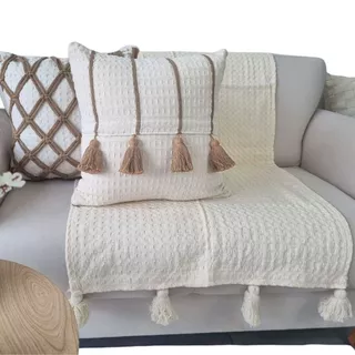 Manta Decorativa Peseira para Cama Sofá Boho Chic Pompom Cru 65x220cm