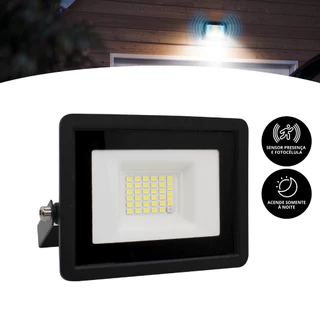 Refletor Led 30w Prova D'agua Bivolt Com Sensor De Presença