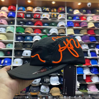 Boné five panel aba flexível cadarço anth co original