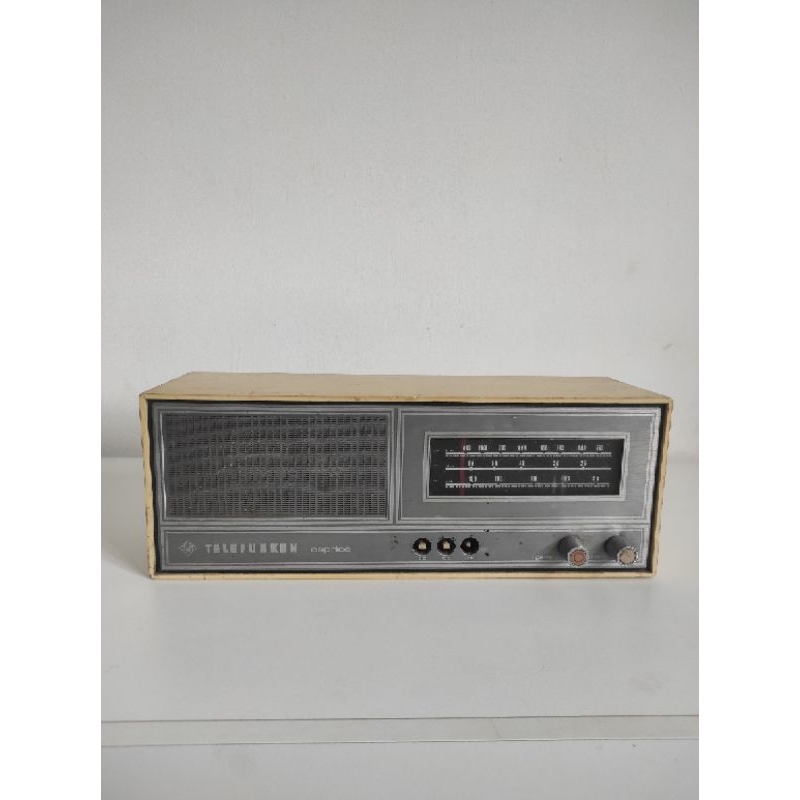 Rádio Antigo AM Telefunken Caprice Anos 70 Funcionando | Shopee Brasil