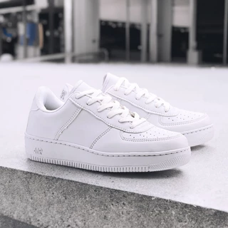 Tênis Esportivo Casual Branco para Homens e Mulheres – Leve e Confortável para Treino com Ofertas Imperdíveis MARCA PROPRIA JNR