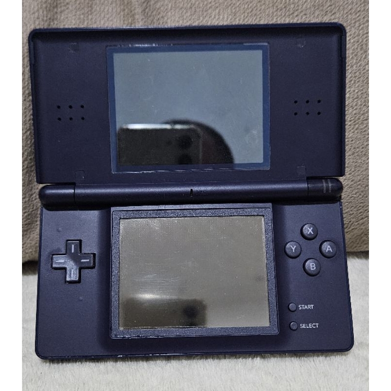 Nintendo DS Lite hot in Blue