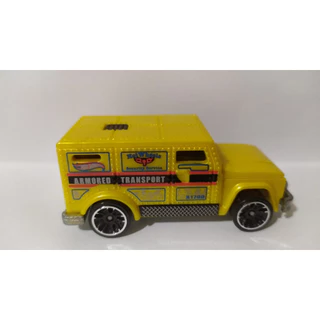 (28-10-7-OUT24) Hot Wheels Armored Truck, Transport Carro-Forte (Miniatura ORIGINAL loose).