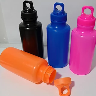 kit C/ 50 Squeeze Mosquetão Garrafa De Água Com Tampa Mosquitão 500ml
